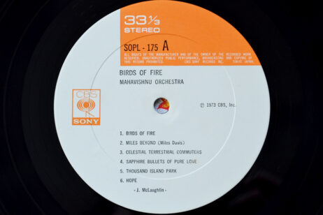 Mahavishnu Orchestra - Birds Of Fire (Vinyl) [Original Japanese Pressing] - Image 3