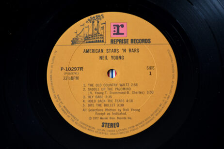 Neil Young - American Stars 'N Bars (Vinyl) [Original Japanese Pressing] - Image 3